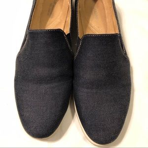 Naturalizer dark blue denim loafers, size 9M